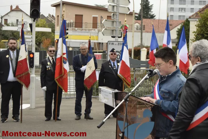 saint-vallier-111124161038