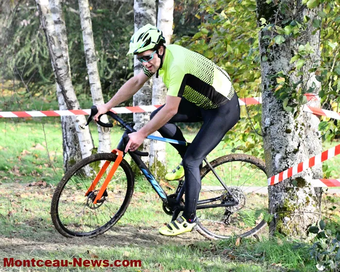 velo-cross-parc-261124161030