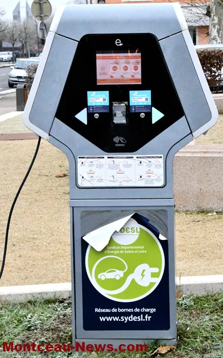 borne-electrique-st-vallier-131224161028