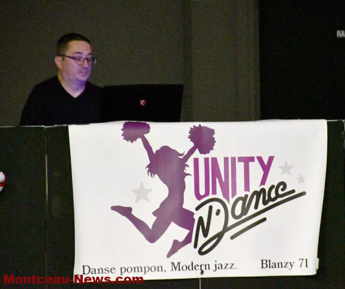 dance-unity-231224161029