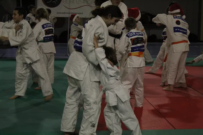 judo-blanzy-231224161025