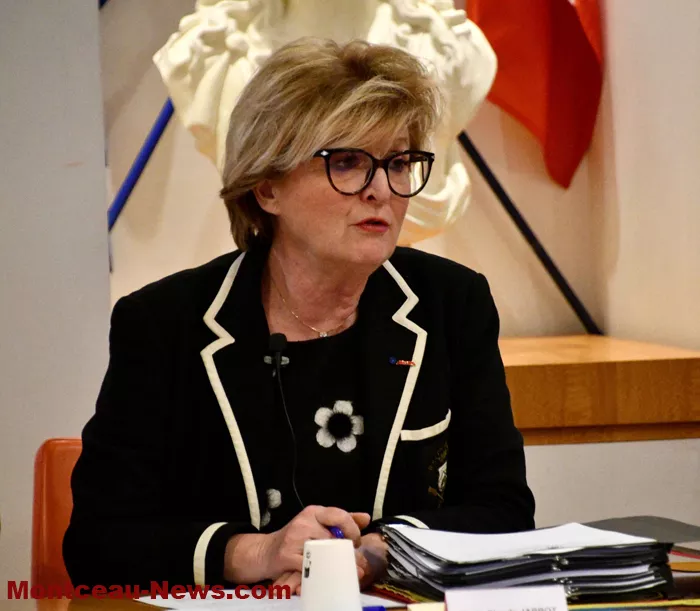 conseil-montceau-200125161024