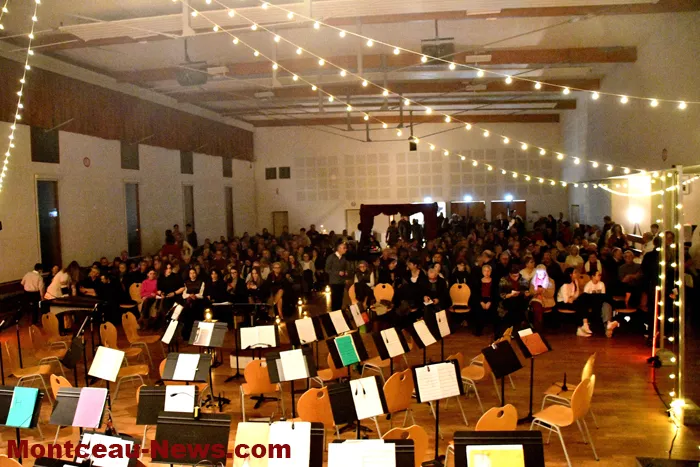emma-concert-120125161025