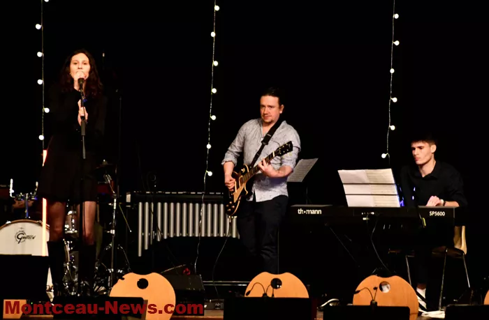 emma-concert-120125161042