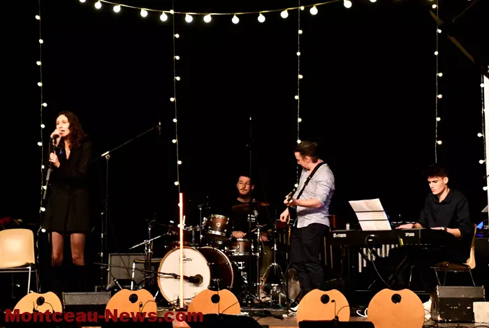 emma-concert-120125161044