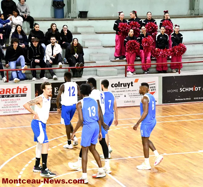 basket-mont-160125161034