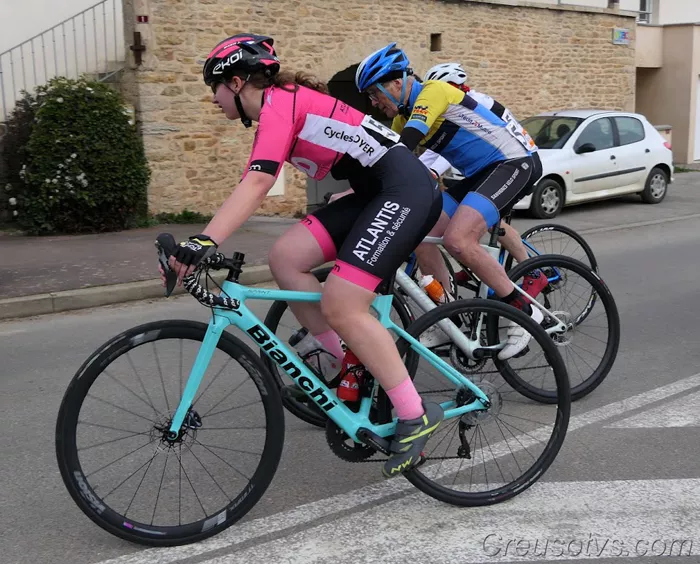 velo-150325161039