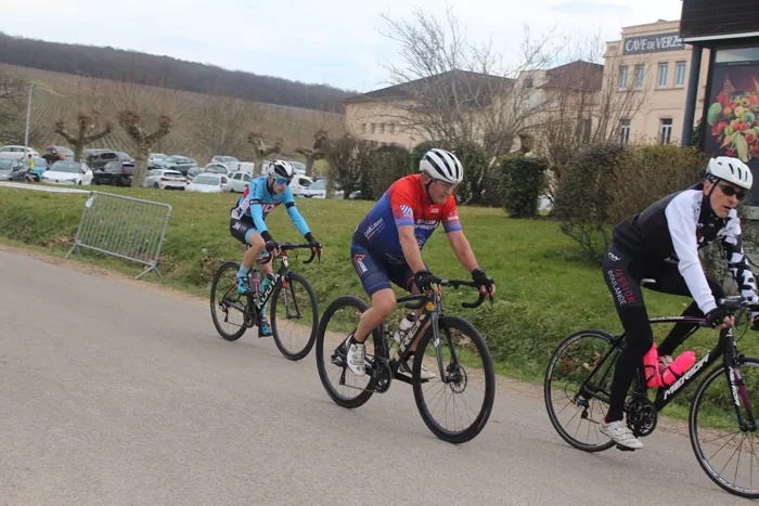 velo-150325161050