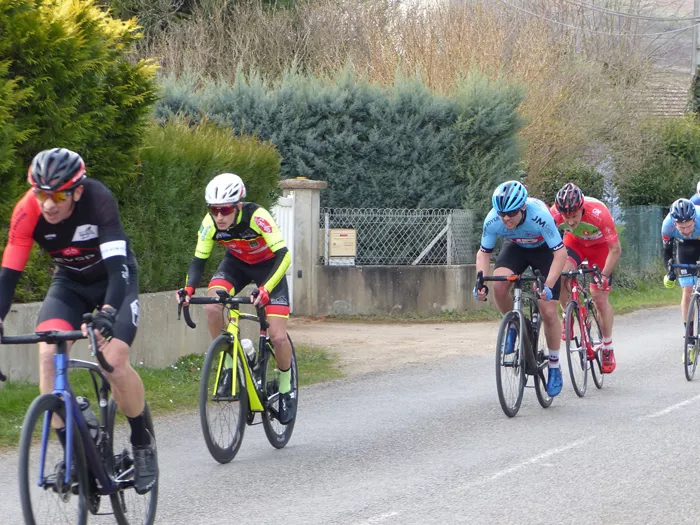 velo-150325161059