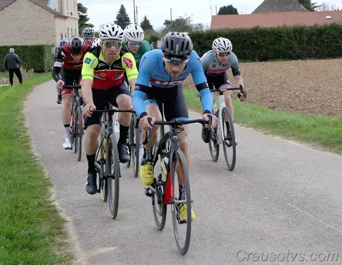 velo-300325161049