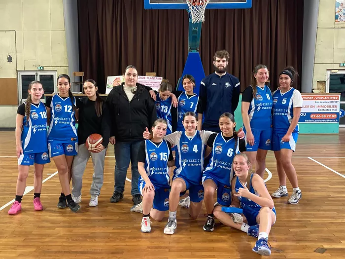basket-montceau-110425161027