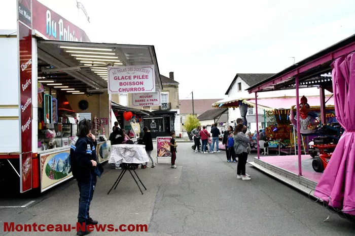 fete-foraine-130425161033