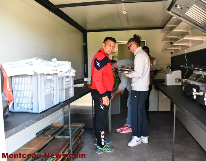 inau-buvette-st-vallier-070425161038