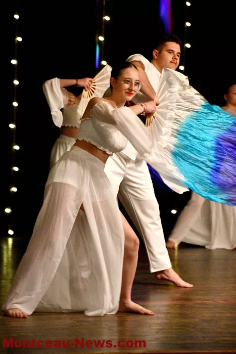 unity-dance-060425161031