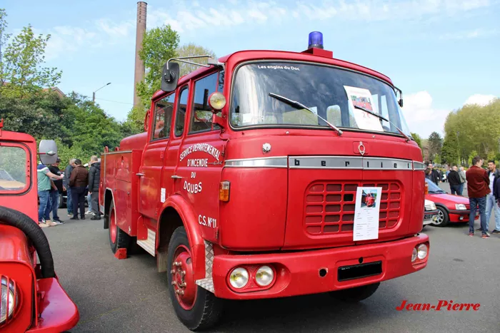 voiture-ancienne-280425161040