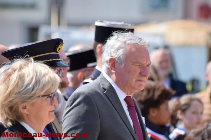 8mai-montceau-090525161042