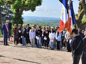 commemoration-8-mai-blanzy-080525-161052