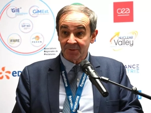 marc-ferracci-au-creusot-060525