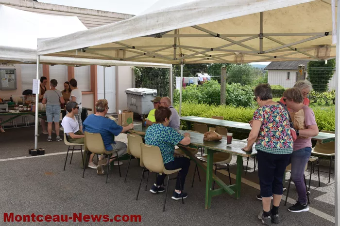 marche-producteurs-030525161028