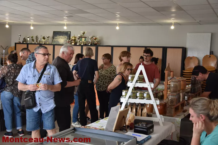 marche-producteurs-030525161031