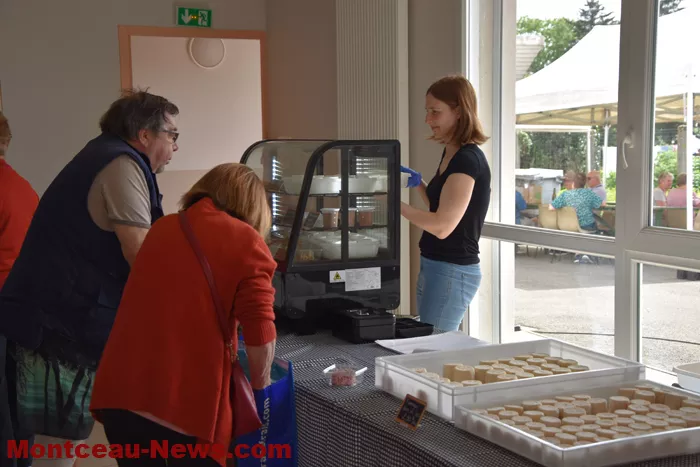 marche-producteurs-030525161035