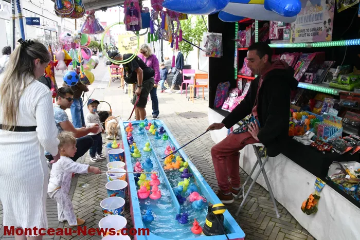 omb-grande parade-110525161034