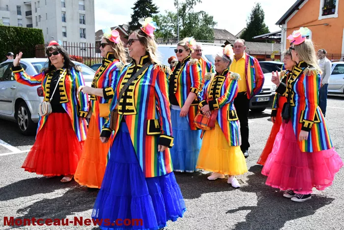 omb-grande parade-110525161039