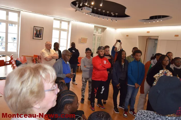 omb-montceau-090525161030