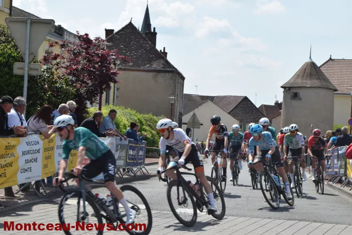 velo-circuit-st-vallier-100525161072