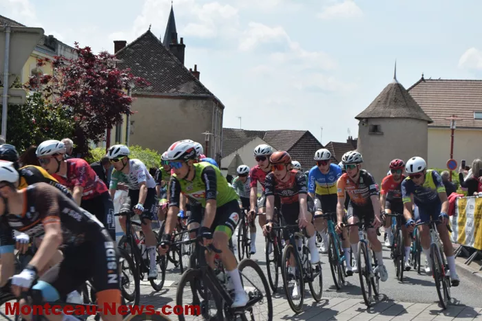 velo-circuit-st-vallier-100525161074