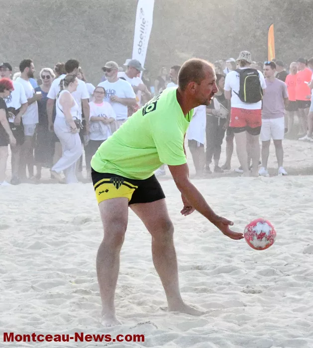 beach-rugby-140625161033