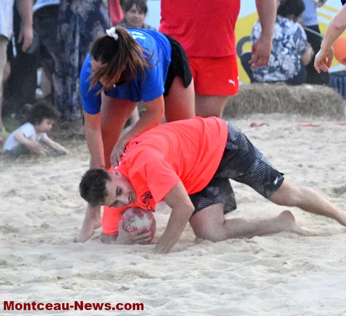 beach-rugby-140625161041