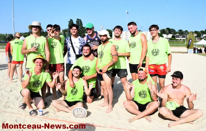 beach-rugby-150625161045