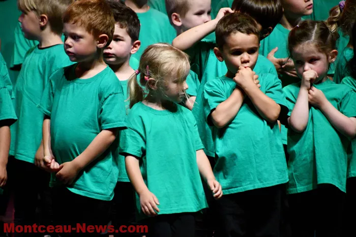 chant-ecole-beluze-180625161032