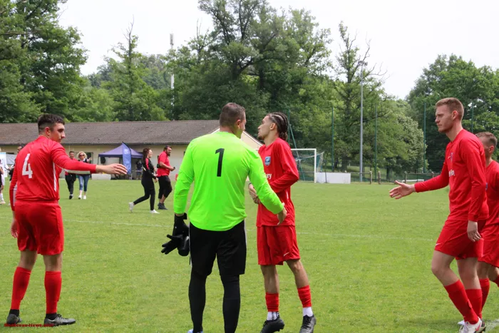 foot-hugues-040625161036