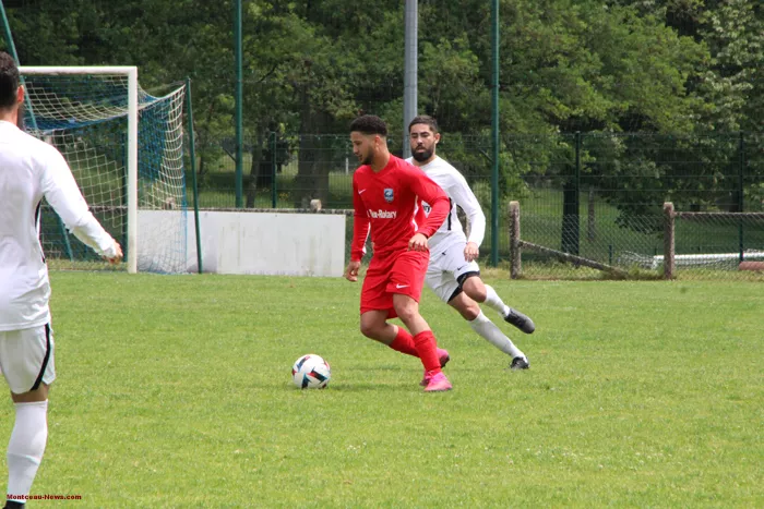 foot-hugues-040625161049