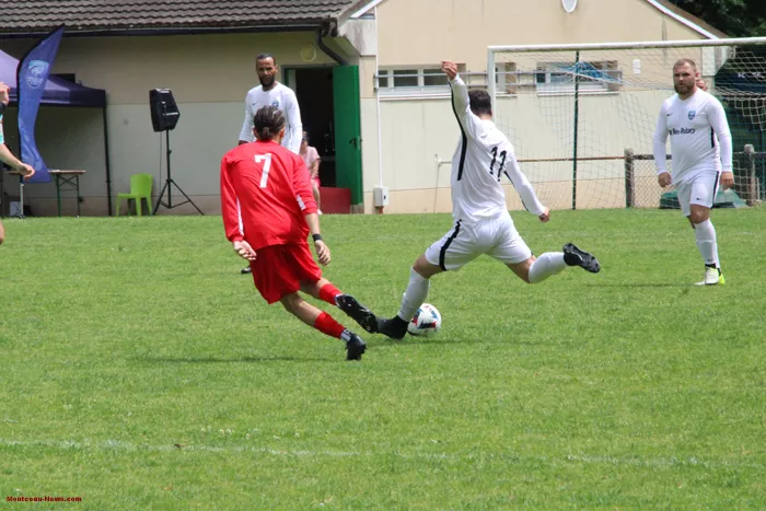 foot-hugues-040625161051