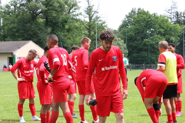 foot-hugues-040625161081