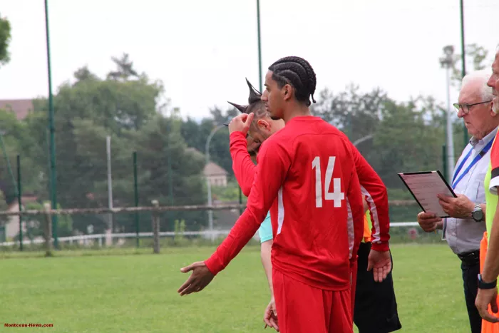 foot-hugues-040625161088
