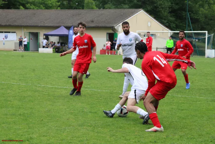 foot-hugues-040625161097