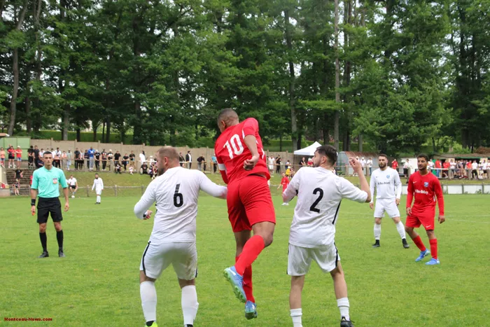 foot-hugues-040625161104
