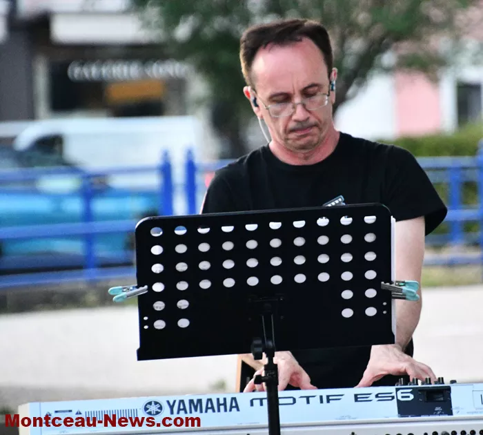 muszic-230625161024