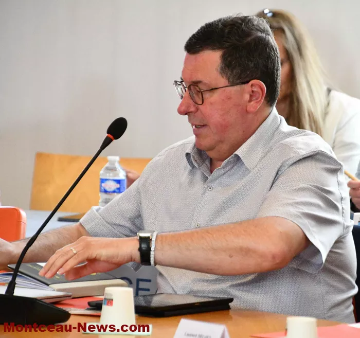 photos-conseil-montceau-100625161027