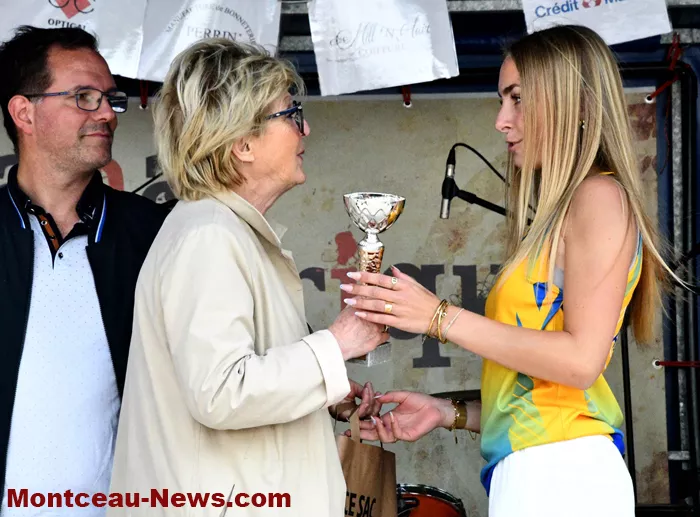 podium-Courses-port-090625161035