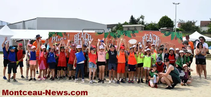 rugby-beach-110625161036