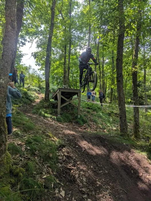 vtt-100625161028
