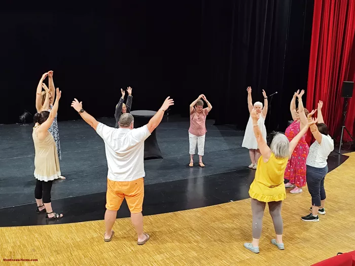 yoga-rire-230625161034