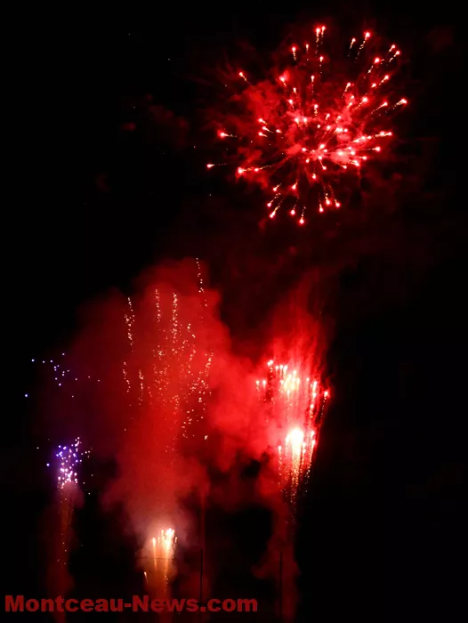 feu-artifice-blanzy-150725161041