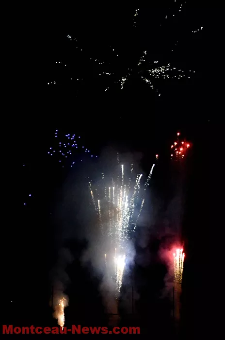 feu-artifice-blanzy-150725161042