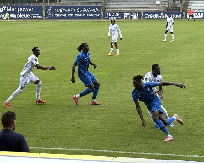 foot-310725161024